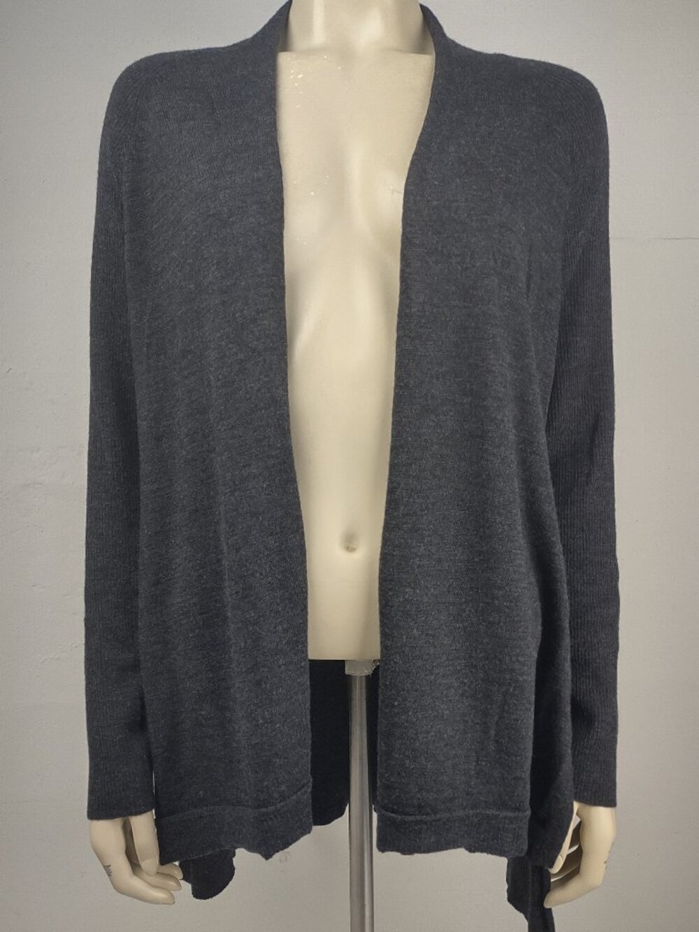 Eileen Fisher gray 100% Merino Wool lightweight open front cardigan ladies Large